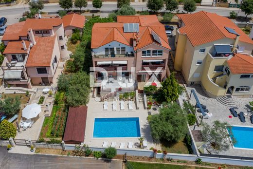 Luxury home for sale in Vodnjan