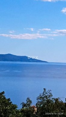 Apartment / Etagenwohnung in Opatija, Grad Opatija