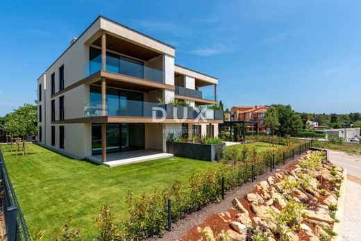 Novigrad, Novigrad-Cittanovaのアパートメント