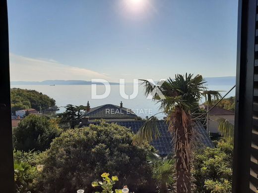 Luxury home in Kostrena, Primorsko-Goranska