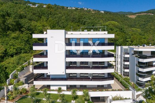 Appartamento a Abbazia, Grad Opatija