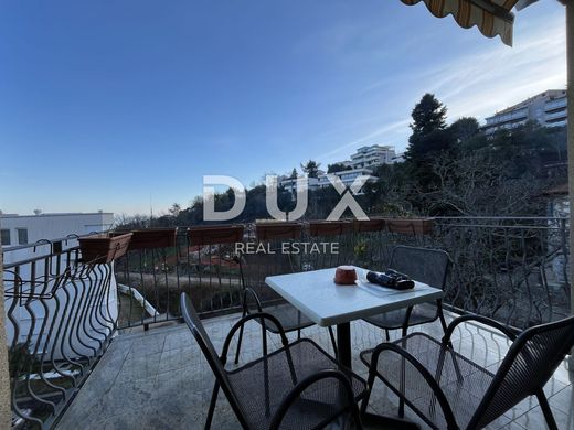 Piso / Apartamento en Opatija, Grad Opatija