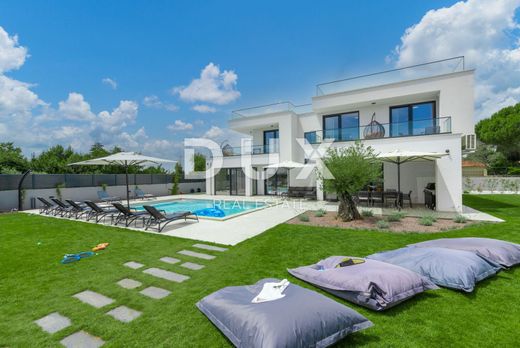 Luxury home in Medulin, Istria