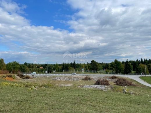 Land in Rakovica, Karlovac