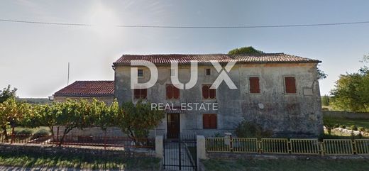 Luxe woning in Žminj, Istria