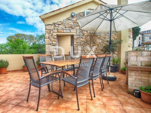 Luxe woning in Medulin, Istria