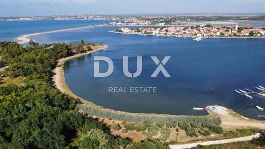 Land in Nin, Zadar