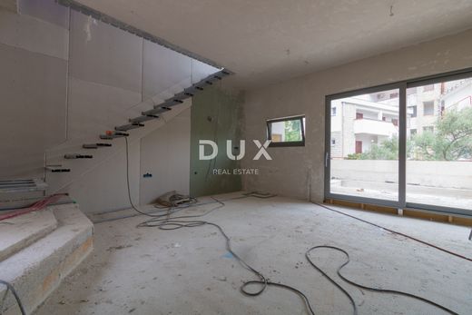 Luxus-Haus in Vodice, Sibenik-Knin
