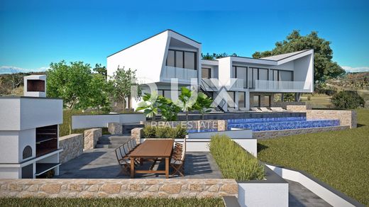 호화 저택 / Buje, Grad Buje