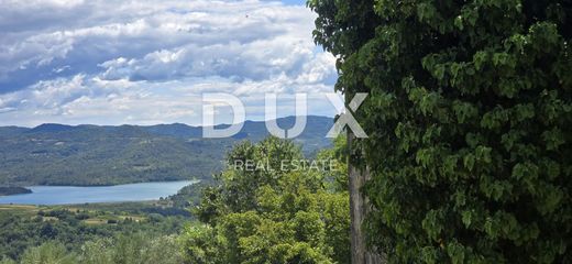 Участок, Мотовун, Motovun-Montona