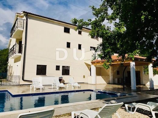 Luxe woning in Sveti Lovreč, Istria