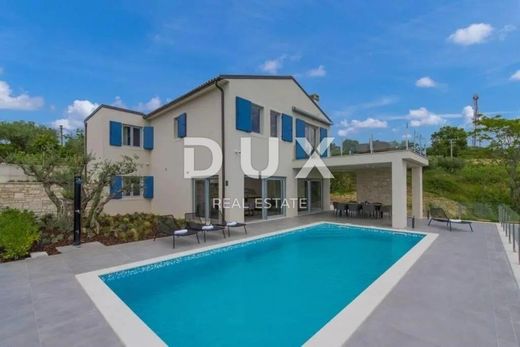 Luxus-Haus in Buje, Grad Buje