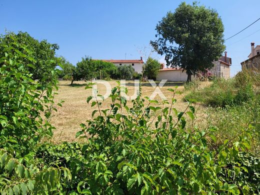 Teren w Visignano, Općina Višnjan