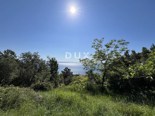 Terreno a Mošćenička Draga, Primorsko-Goranska