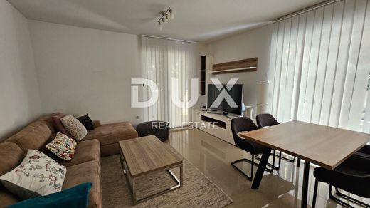 Appartement à Pula, Grad Pula