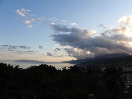 Luxe woning in Matulji, Primorsko-Goranska