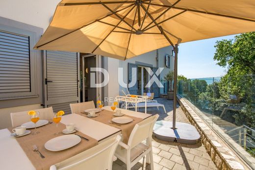 Piso / Apartamento en Lovran, Primorje - Gorski Kotar