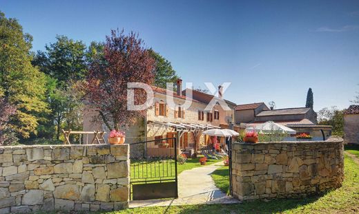 Luxury home in Gračišće, Istria