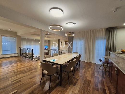 Casa di lusso a Maksimir, Grad Zagreb