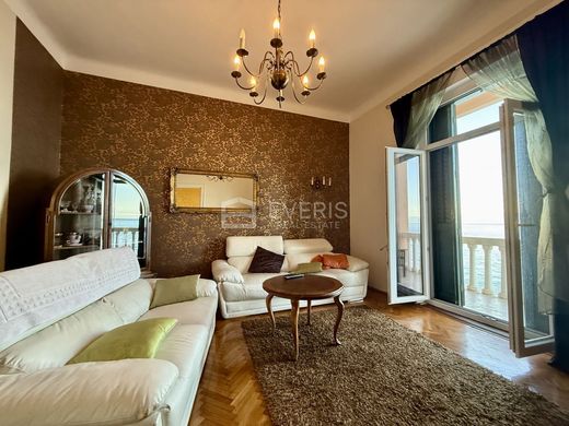 Piso / Apartamento en Opatija, Grad Opatija