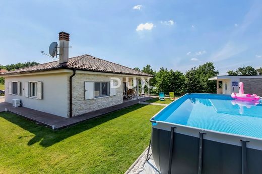 منزل ﻓﻲ Labin, Grad Labin