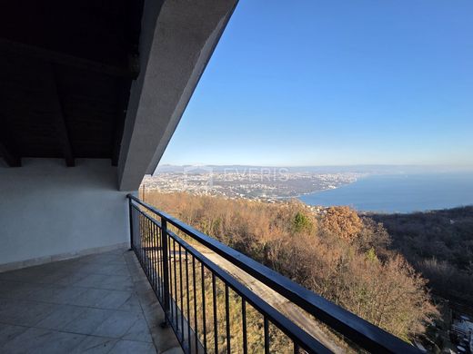 Maison de luxe à Matulji, Primorsko-Goranska