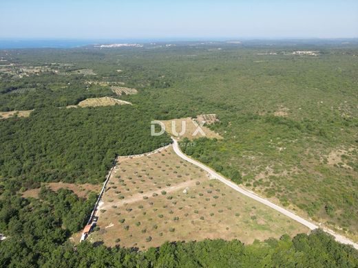 Участок, Vodnjan, Grad Vodnjan