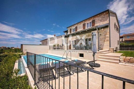 Luxe woning in Sveti Lovreč, Istria
