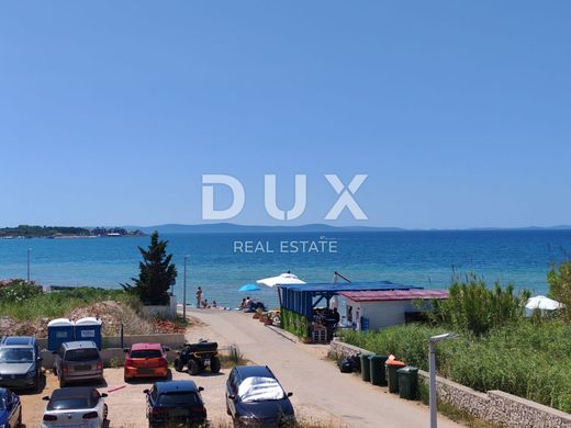 ﺷﻘﺔ ﻓﻲ Privlaka, Zadar