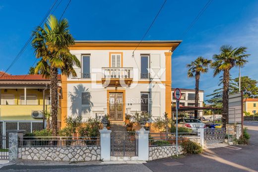 Luksusowy dom w Malinska, Malinska-Dubašnica