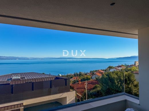 Piso / Apartamento en Opatija, Grad Opatija