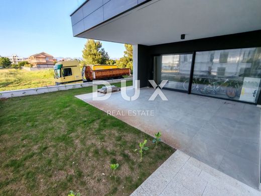 Apartamento - Nin, Zadar