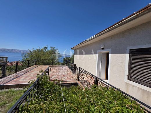 Maison de luxe à Novi Vinodolski, Primorsko-Goranska