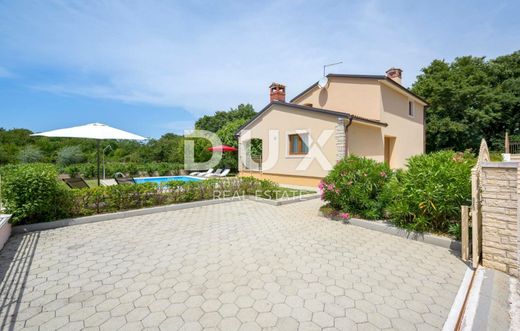 Luxe woning in Sveti Lovreč, Istria