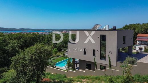 Luxe woning in Medulin, Istria