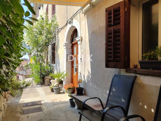 Appartamento a Abbazia, Grad Opatija