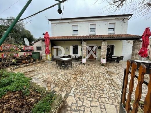 Πολυτελή κατοικία σε Pula, Grad Pula