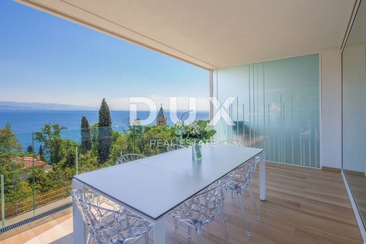 Piso / Apartamento en Opatija, Grad Opatija
