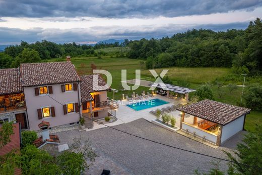 Luxury home in Pićan, Istria