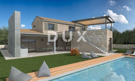 Casa de lujo en Svetvinčenat, Istria