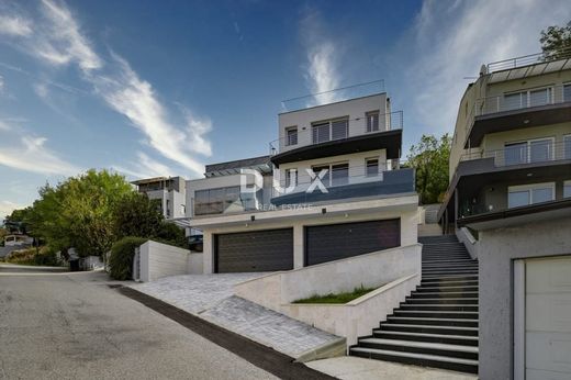 豪宅  萨格勒布, Grad Zagreb