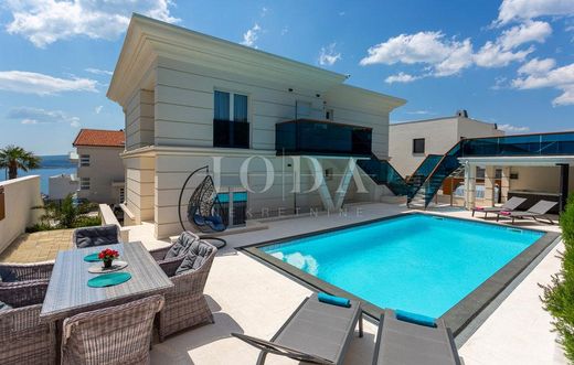 Casa di lusso a Cirquenizza, Grad Crikvenica