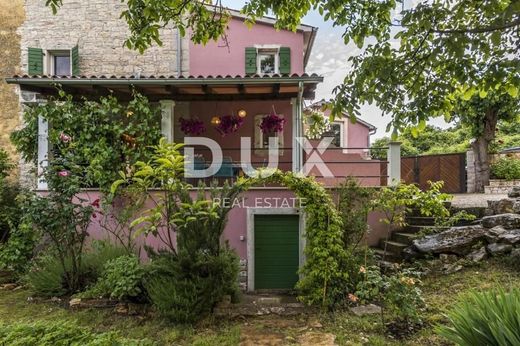 منزل ﻓﻲ Visignano, Općina Višnjan