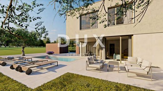 Maison de luxe à Labin, Grad Labin