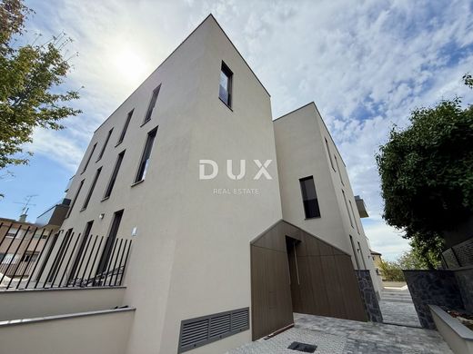 ﺷﻘﺔ ﻓﻲ Maksimir, Grad Zagreb