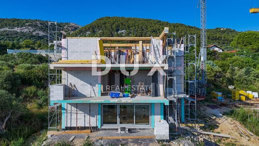 Apartment for sale in Rab