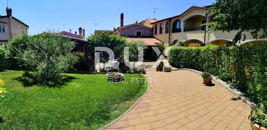 Luxury home in Novigrad, Novigrad-Cittanova