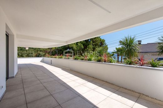 Piso / Apartamento en Opatija, Grad Opatija