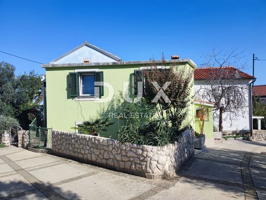 Luxury home in Cres, Primorsko-Goranska