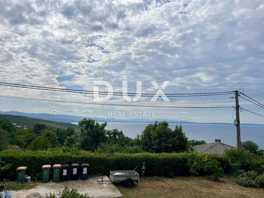 Casa di lusso a Matulji, Primorsko-Goranska